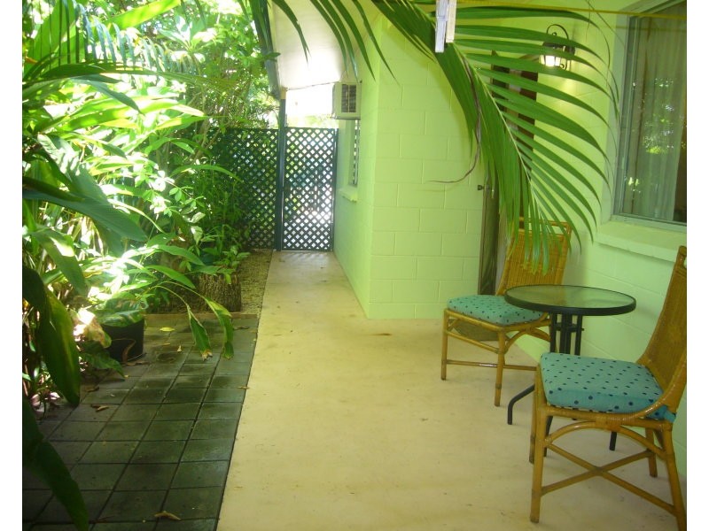 20 Best Street, Yorkeys Knob QLD 4878