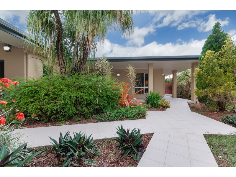 29 Montrose Avenue, Edge Hill QLD 4870
