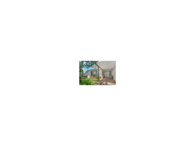 39 Summer Hill Drive, Mooroobool QLD 4870