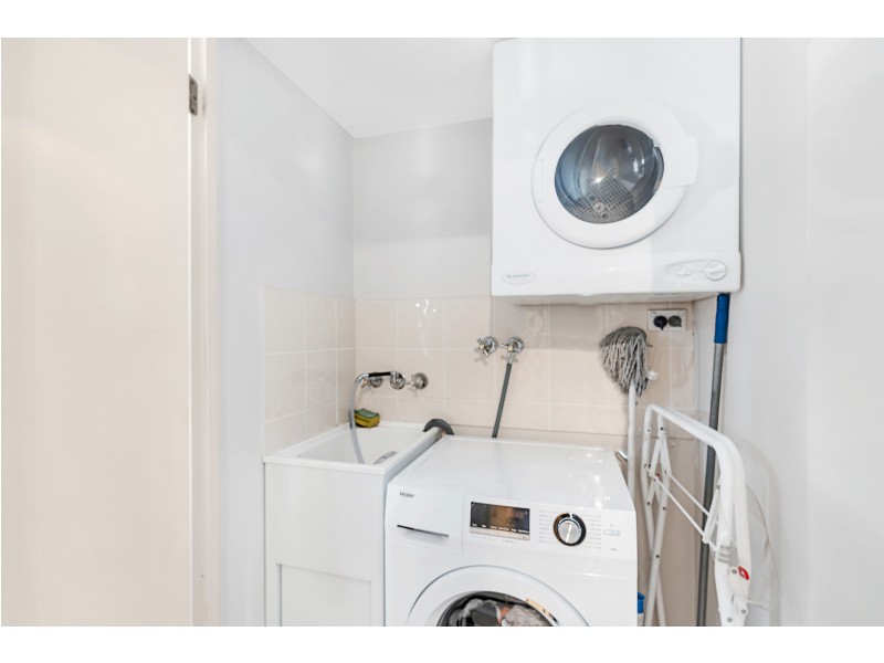 318/29-33 Springfield Crescent, Manoora QLD 4870