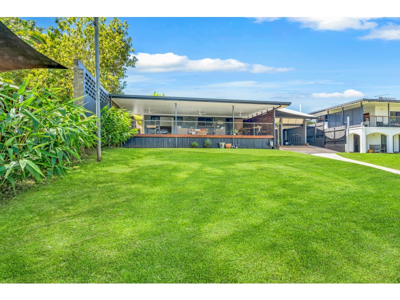 11 Canopy Close, Freshwater QLD 4870