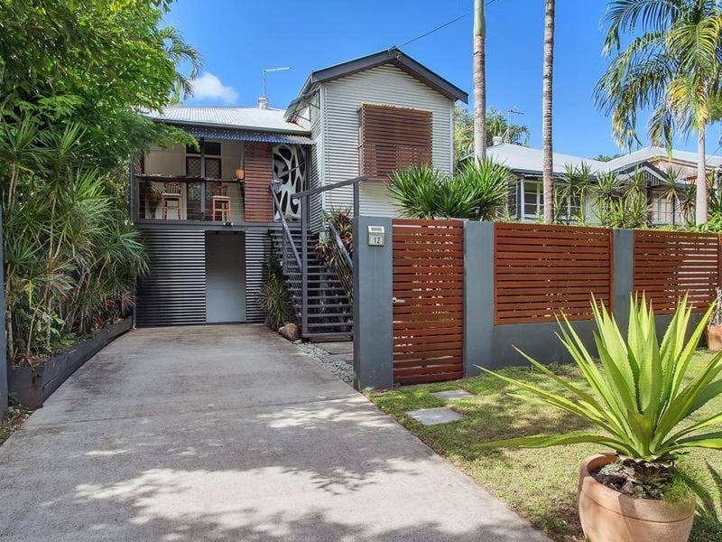 12 Cairns Street, Cairns North QLD 4870