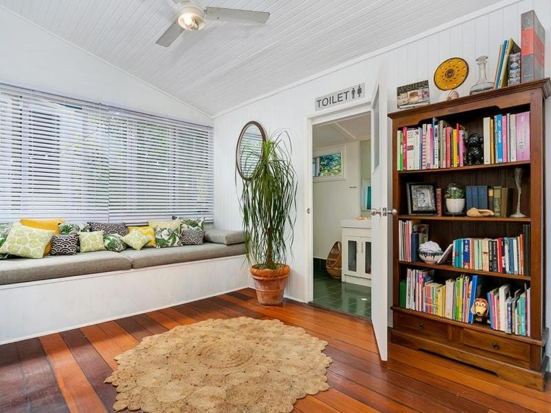 12 Cairns Street, Cairns North QLD 4870