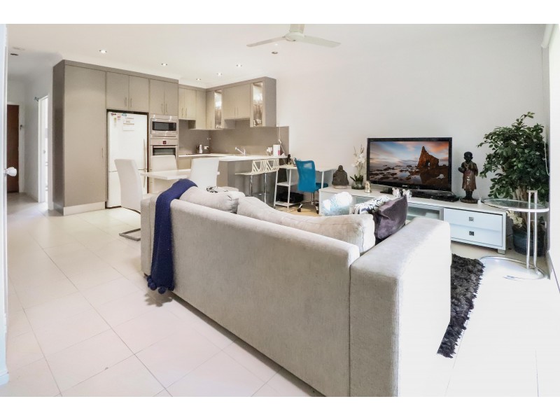 3/9-11 Oyster Court, Trinity Beach QLD 4879