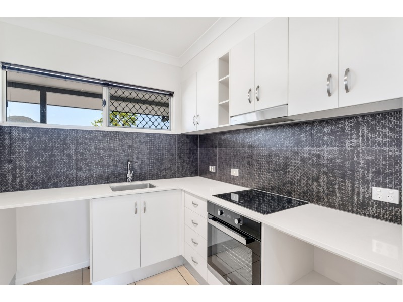 36/1-13 Ernest Street, Redlynch QLD 4870