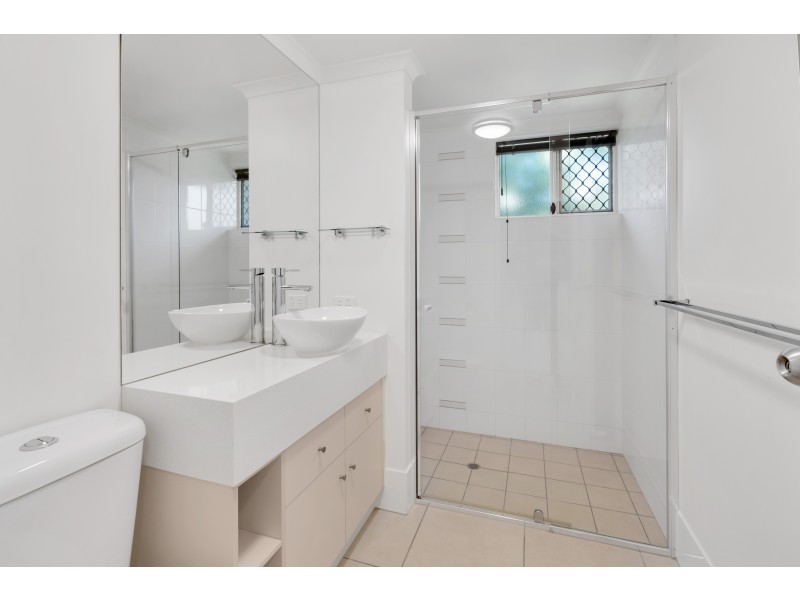 36/1-13 Ernest Street, Redlynch QLD 4870