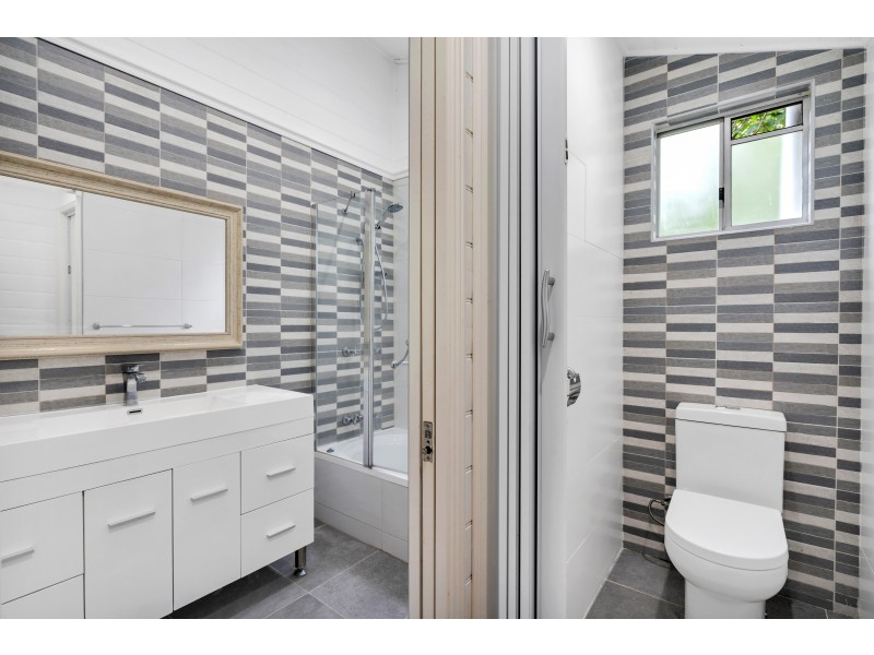 2/45 Marshall Street, Machans Beach QLD 4878