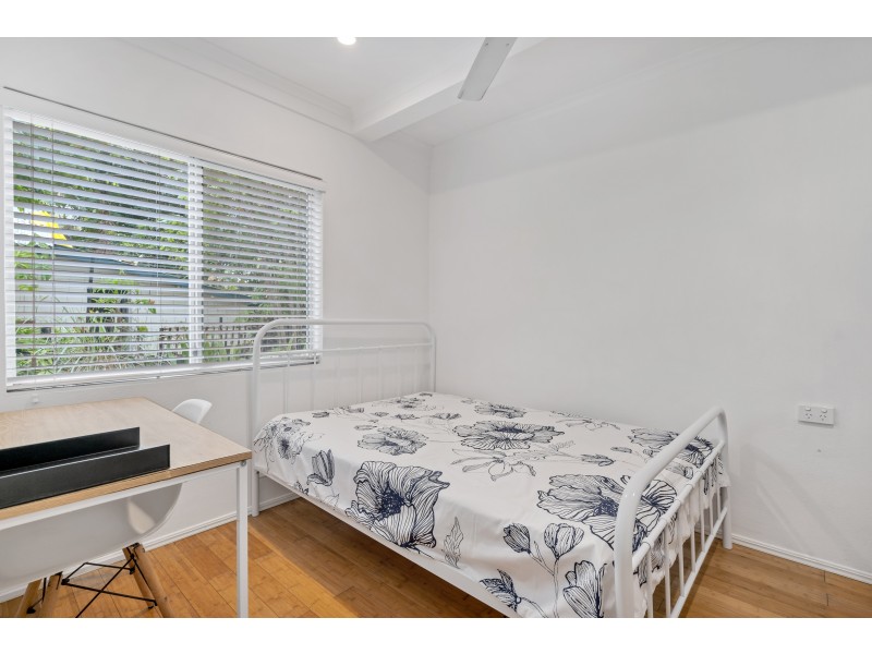 1/45 Marshall Street, Machans Beach QLD 4878