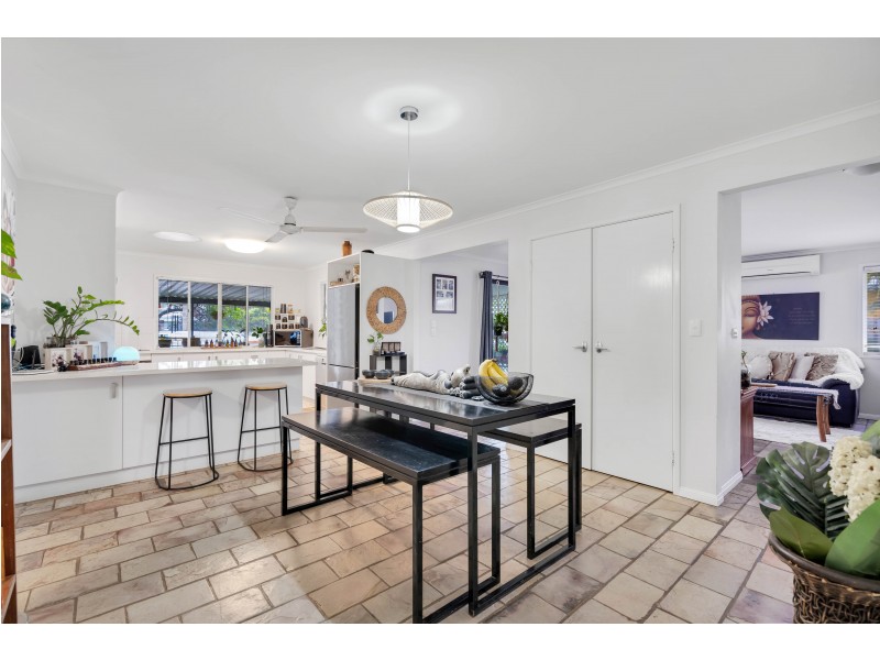 62 Mccormack Street, Manunda QLD 4870