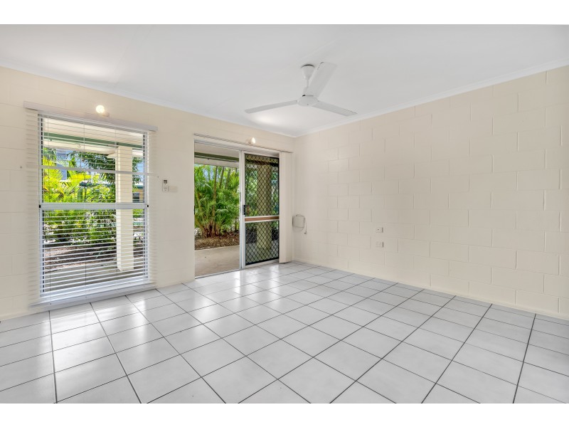 6/379-385 Mayers Street, Edge Hill QLD 4870