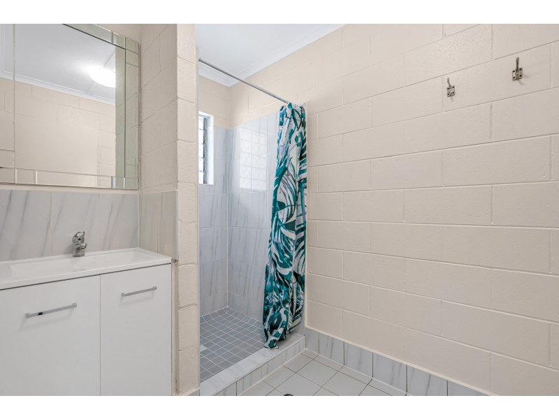 6/379-385 Mayers Street, Edge Hill QLD 4870