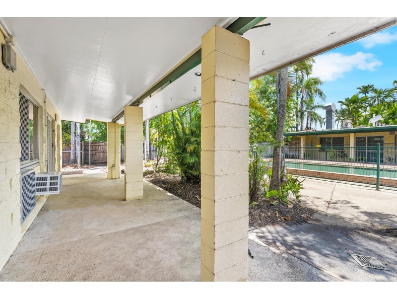6/379-385 Mayers Street, Edge Hill QLD 4870