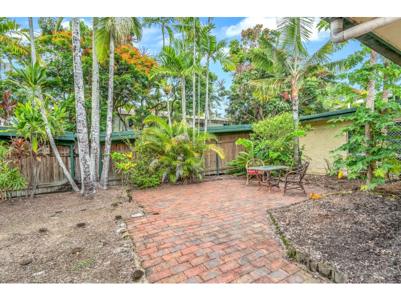 6/379-385 Mayers Street, Edge Hill QLD 4870