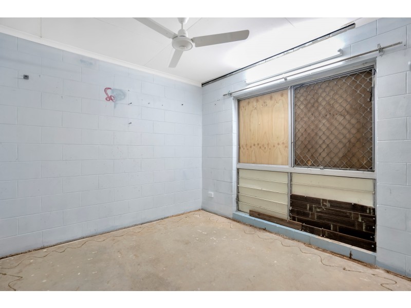 4 Jacaranda Close, Manunda QLD 4870