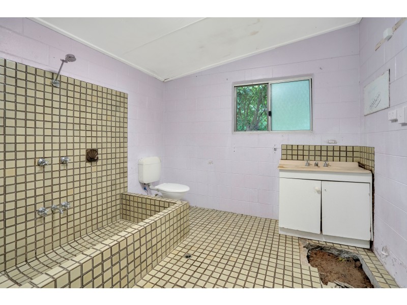 4 Jacaranda Close, Manunda QLD 4870