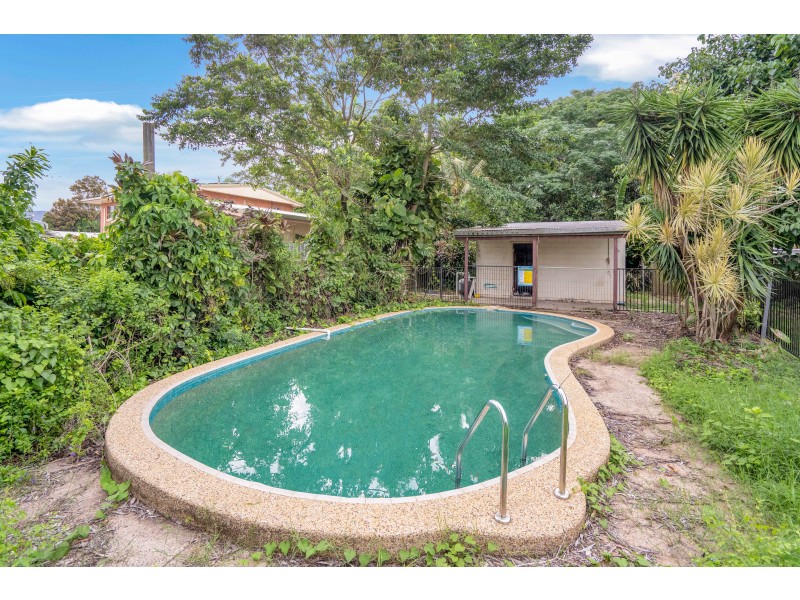 4 Jacaranda Close, Manunda QLD 4870