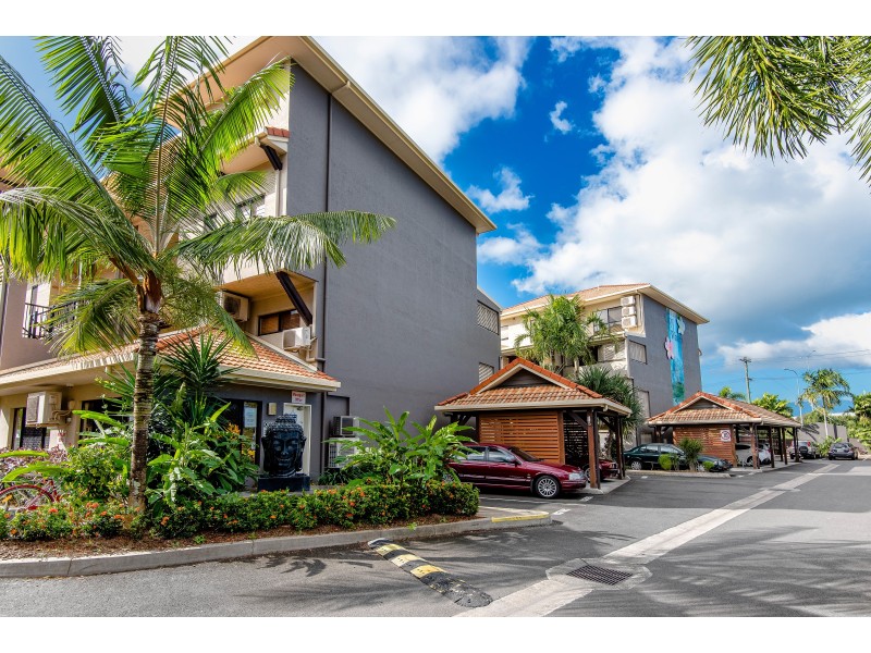 303/2 Rigg Street, Woree QLD 4868