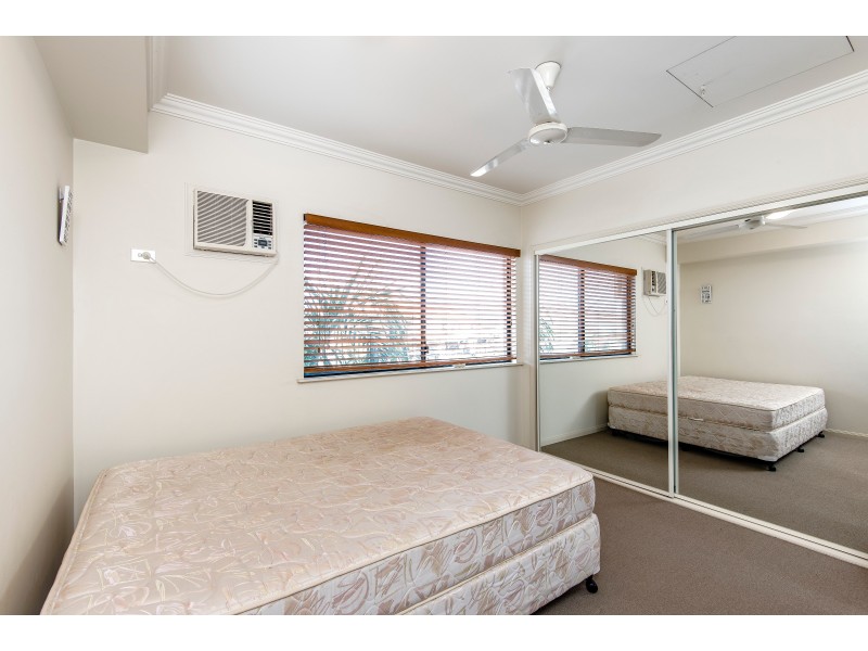 303/2 Rigg Street, Woree QLD 4868