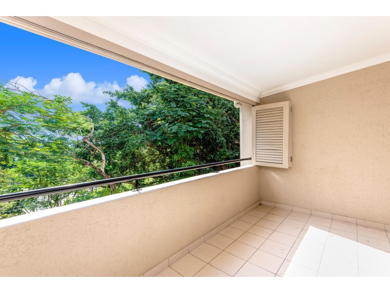 303/2 Rigg Street, Woree QLD 4868