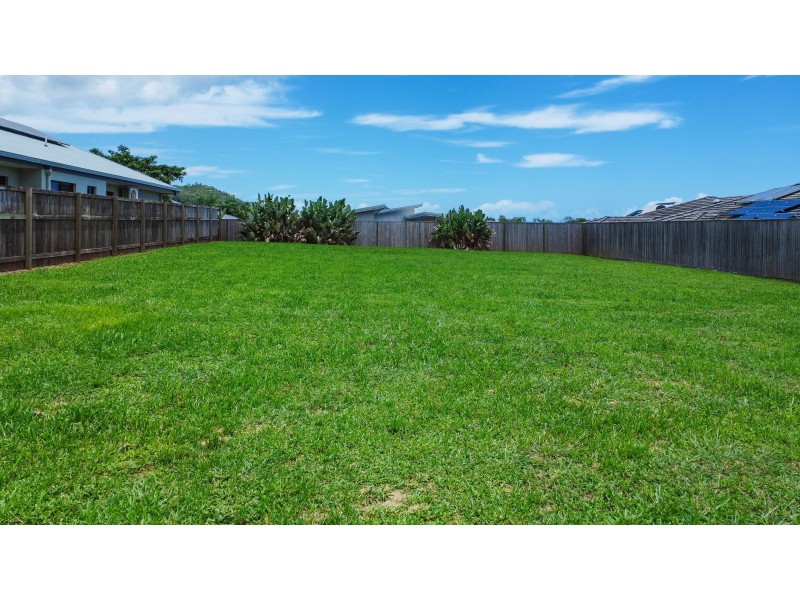 9 Amberwood Crescent, Smithfield QLD 4878