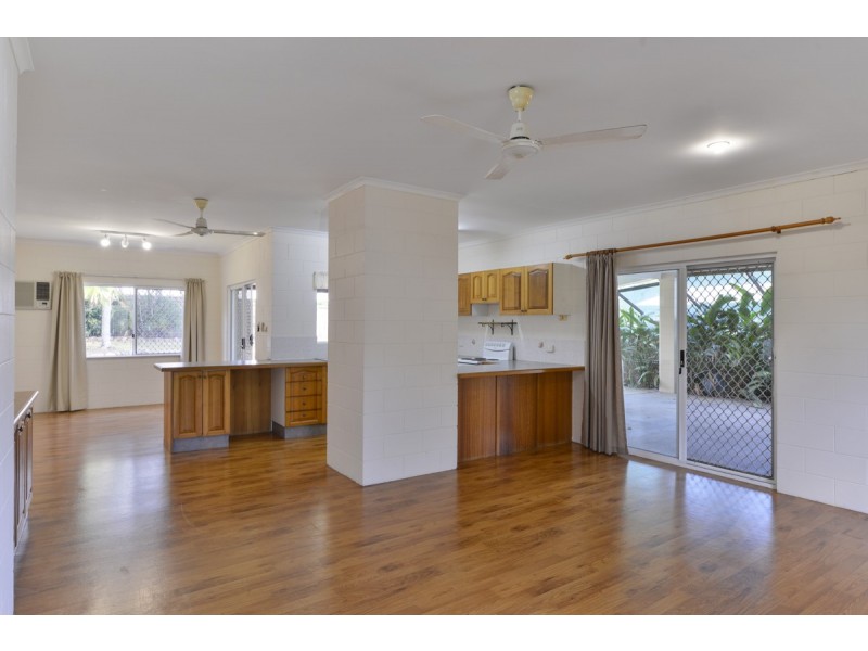 60 Barnard Drive, Mount Sheridan QLD 4868