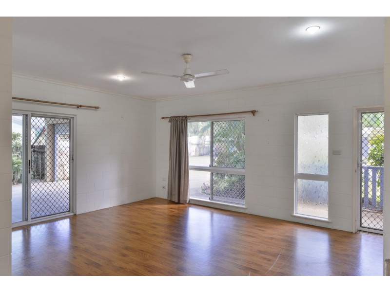 60 Barnard Drive, Mount Sheridan QLD 4868