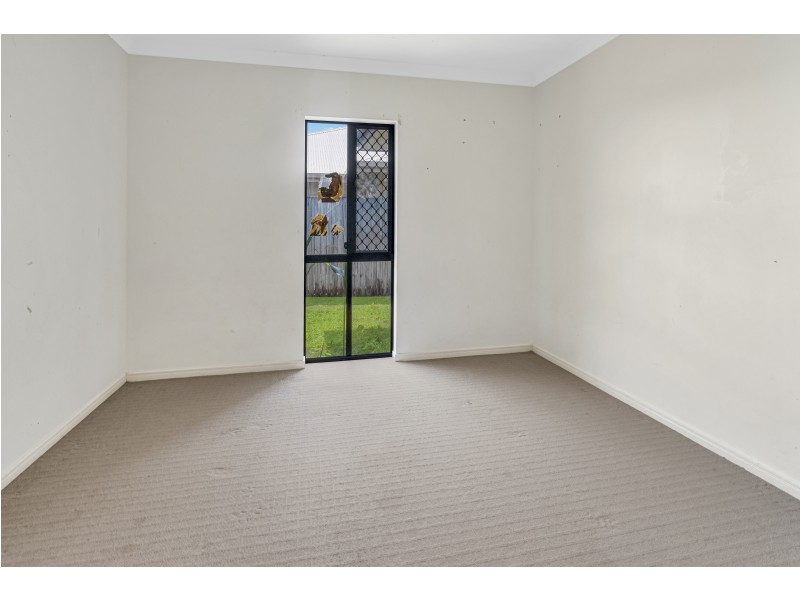 6 Totley Chase, Trinity Park QLD 4879