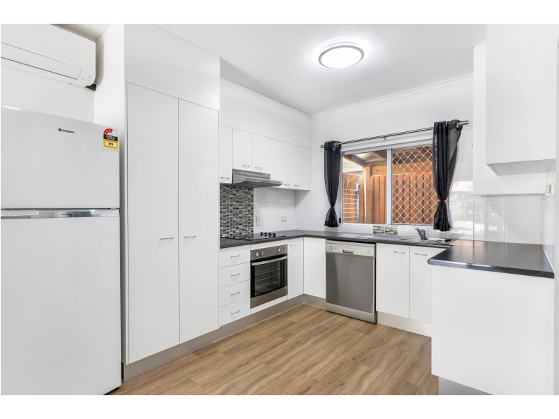 3/11-13 Short Street, Redlynch QLD 4870