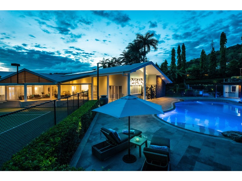 66 Nolan Street, Whitfield QLD 4870