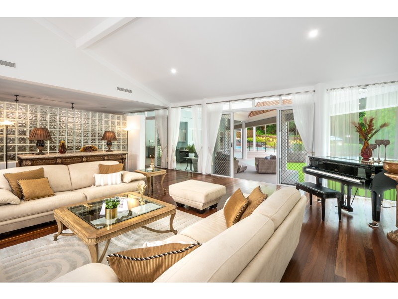 66 Nolan Street, Whitfield QLD 4870