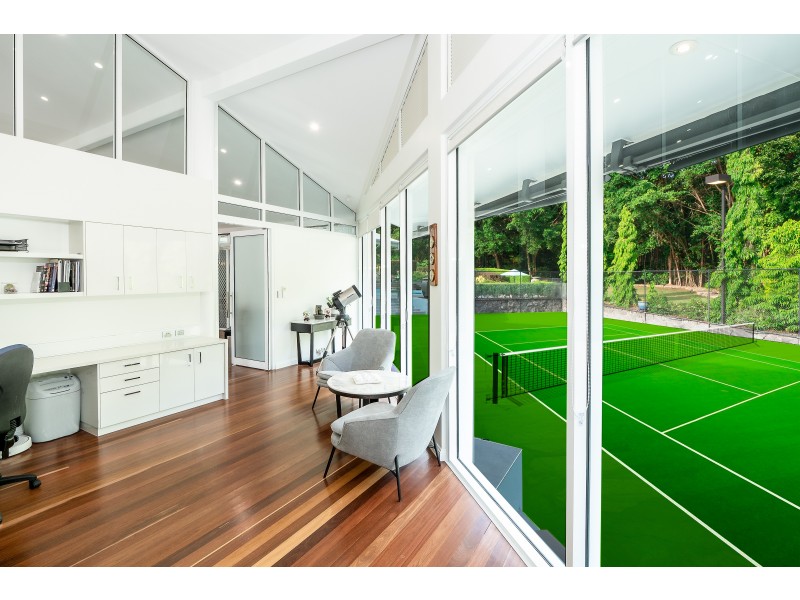 66 Nolan Street, Whitfield QLD 4870