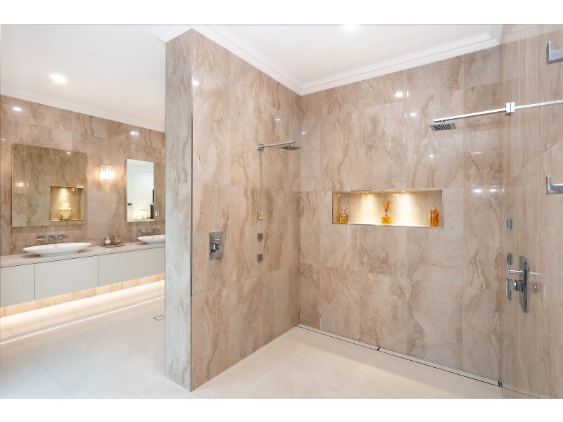 66 Nolan Street, Whitfield QLD 4870