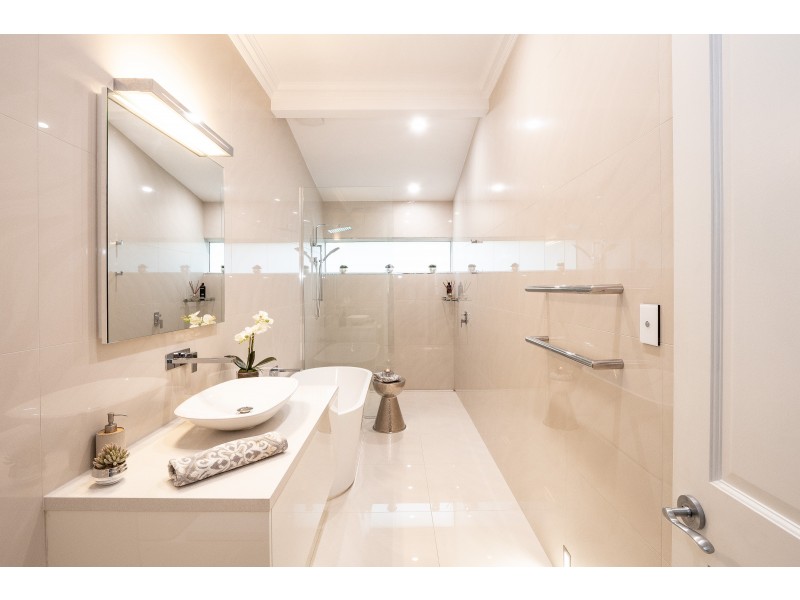 66 Nolan Street, Whitfield QLD 4870