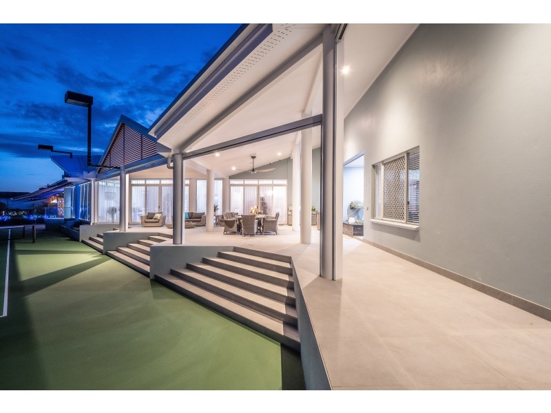 66 Nolan Street, Whitfield QLD 4870