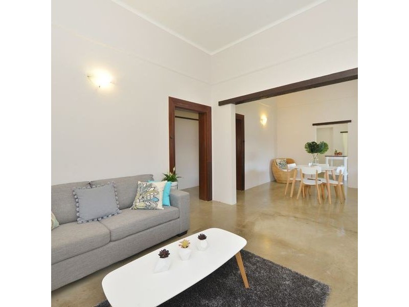 8 Jubilee Street, Edmonton QLD 4869