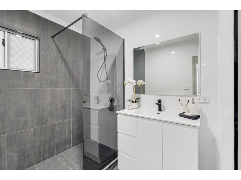345 – 347 Mayers Street, Edge Hill QLD 4870