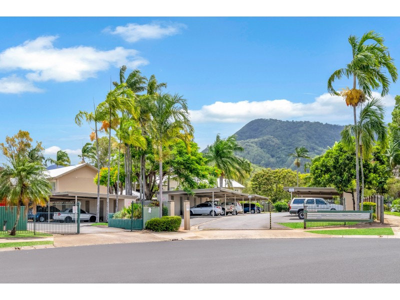 27/7-9 Charlotte Close, Woree QLD 4868
