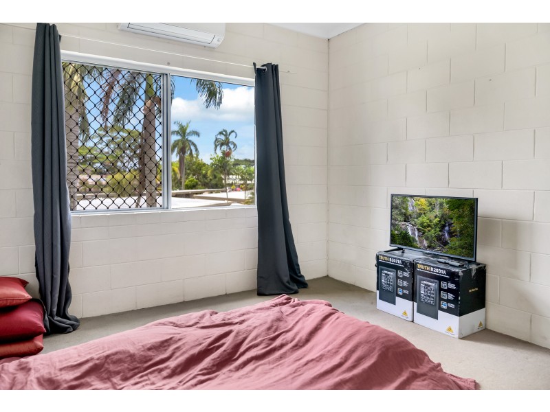 27/7-9 Charlotte Close, Woree QLD 4868