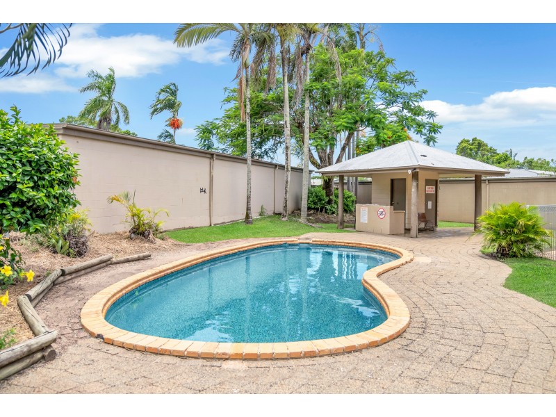 27/7-9 Charlotte Close, Woree QLD 4868