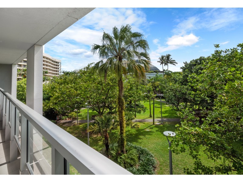 325/1 Marlin Parade, Cairns City QLD 4870