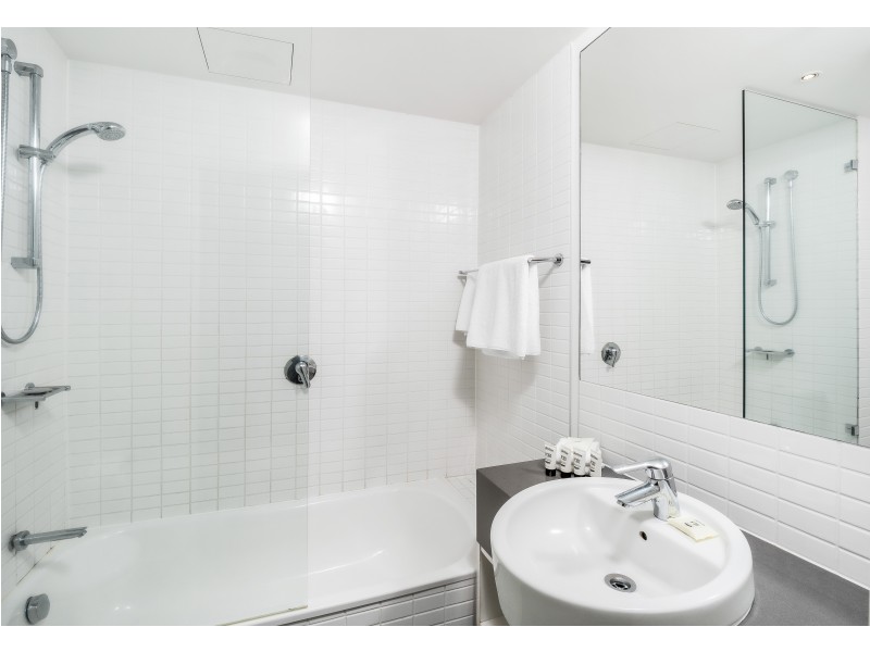 325/1 Marlin Parade, Cairns City QLD 4870