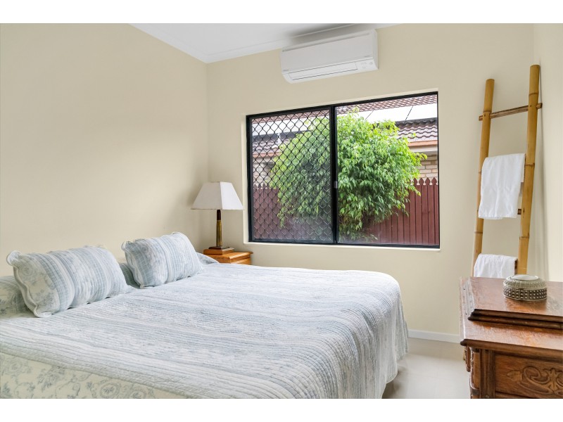 4 Opaline Close, Brinsmead QLD 4870