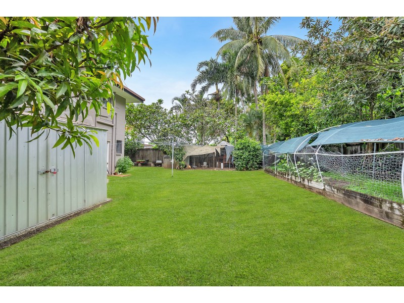 4 Maina Street, Woree QLD 4868