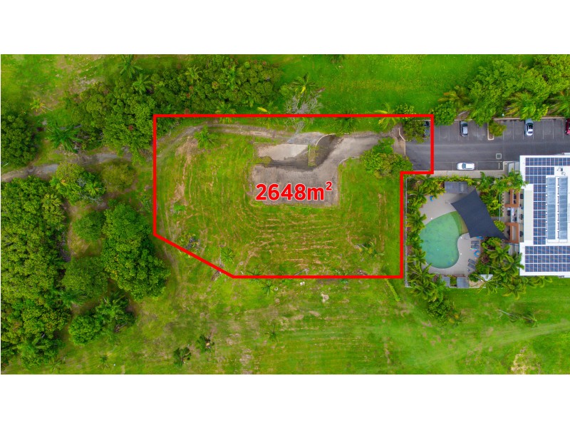 4L Coral Coast Drive, Palm Cove QLD 4879