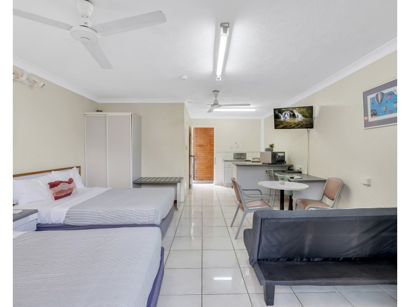 13/24/39/259 Sheridan Street, Cairns North QLD 4870