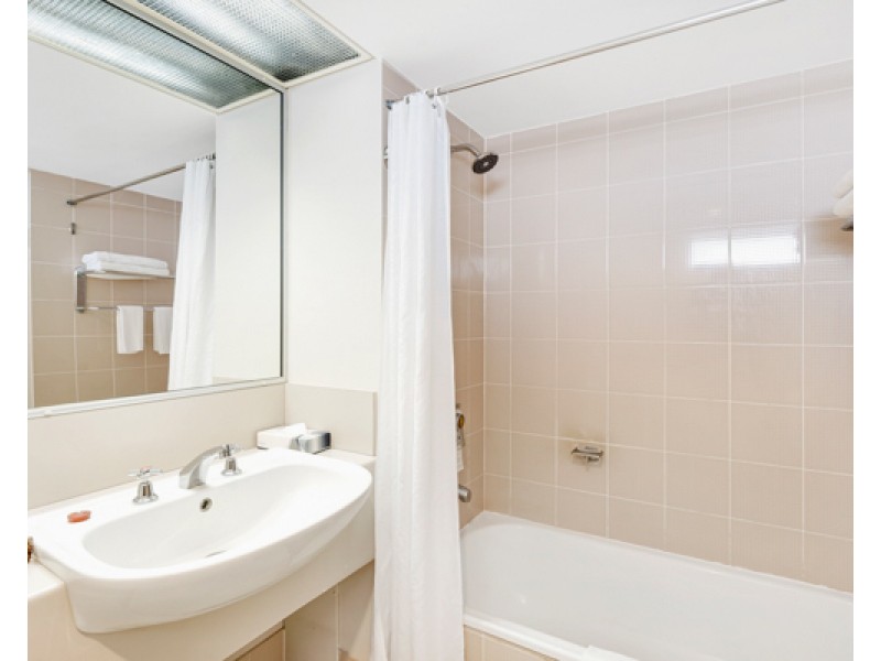 123/209 Abbott Street, Cairns North QLD 4870