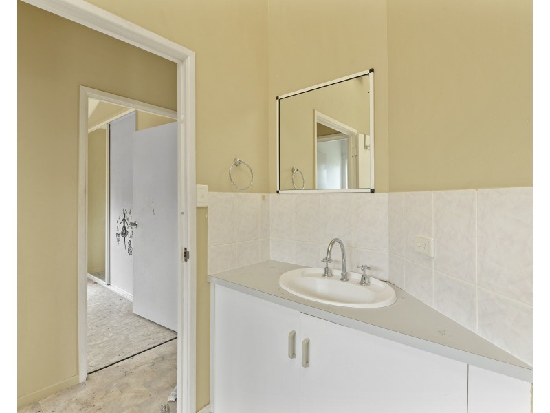 2/78 Farmer Street, Edmonton QLD 4869