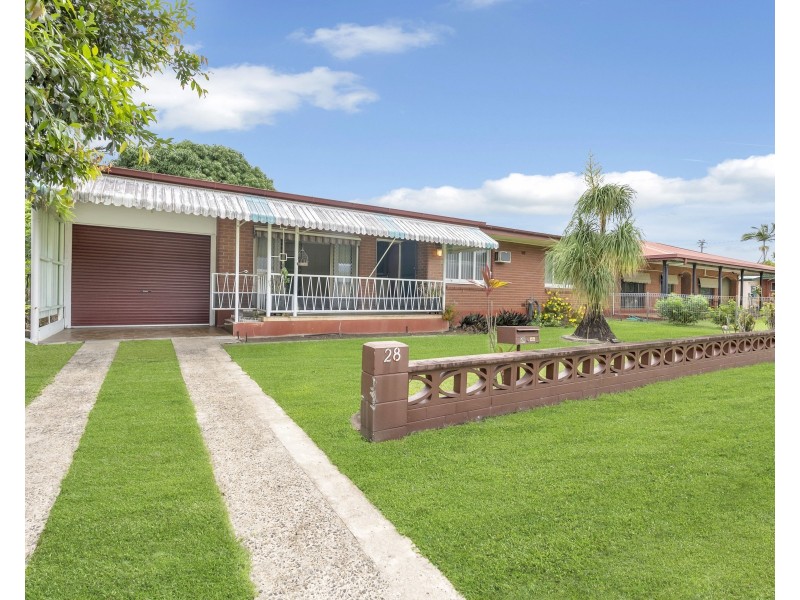 28 Curtin Street, Westcourt QLD 4870