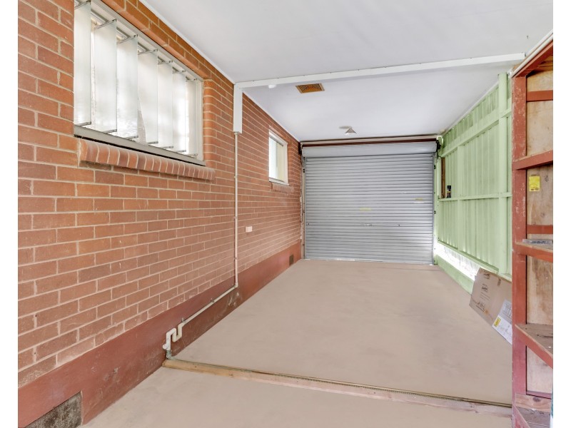 28 Curtin Street, Westcourt QLD 4870