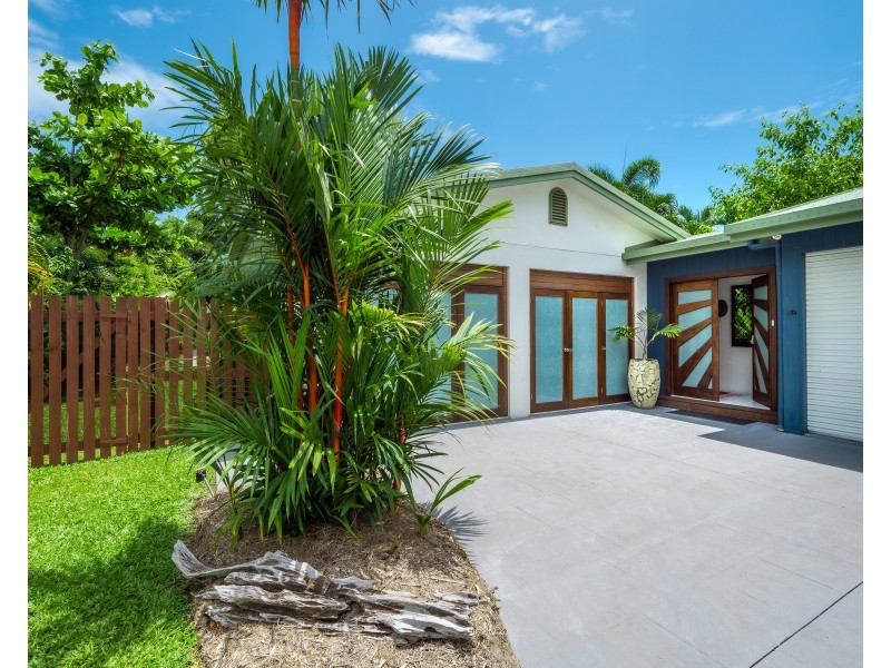 4 Spur Close, Clifton Beach QLD 4879